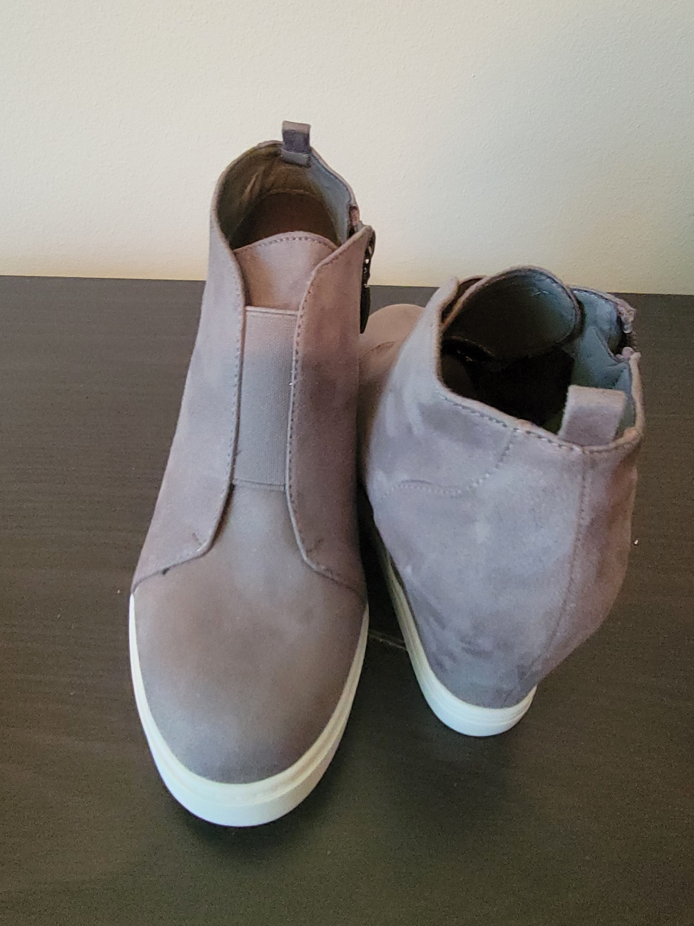 Women's Slip-On Wedge Bootie Grey